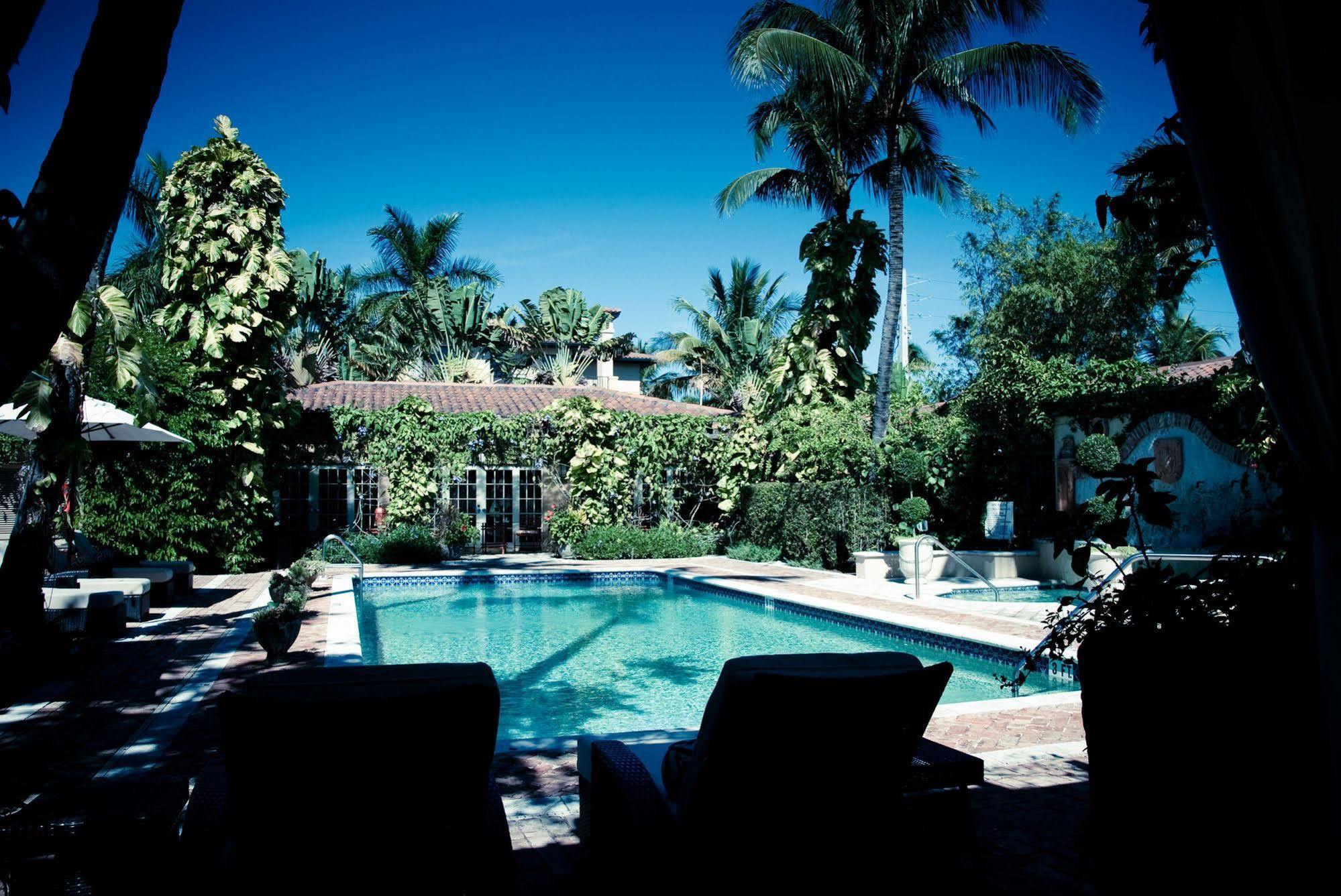 Escalante North Naples